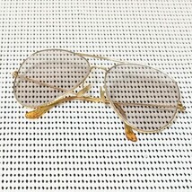 当時物 B＆L RAY-BAN USA アメリカボシュロム社RAY-BAN レイバン ゴールドカラー ティアドロップ型サングラス アビエーター ガラスレンズ _画像2