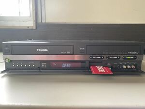 TOSHIBA RD-W300東芝VTR一体型HDD&DVDビデオレコーダー 中古品 現状品 簡単動作確認済み