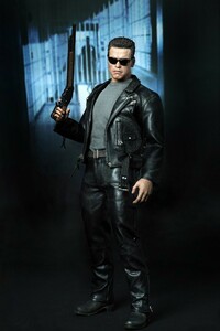 ホットトイズ ムービー・マスターピース ターミネーター２ １／６ Ｔ-８００ ／ HOT TOYS 限定品 未使用品 絶版