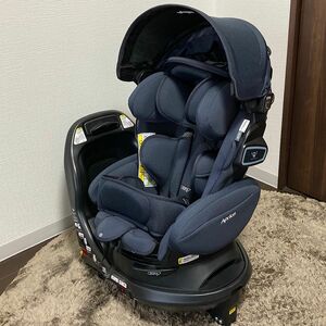 フラディア グロウ ISOFIX セーフティプラス　アップリカ　チャイルドシート