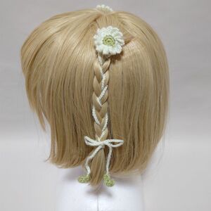 リボン　ヘアアクセサリー　三編み　編み込み　花モチーフ　チョーカー　ネックレス　バッグチャーム　2本セット　ハンドメイド