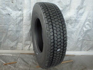 UT1221-BANDAG 238C-ZERO 275/80R22.5 151/148J 未走行再生 1本のみ スタッドレスタイヤ