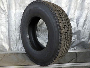 UT2167-ダンロップ SP081 295/80R22.5 153/150J 未使用 1本のみ スタッドレスタイヤ 2018年製