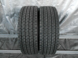 UT1684-BRM W900 245/70R19.5 136/134J 中古再生 2本セット スタッドレスタイヤ