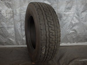 UT0299-ブリヂストン M810 295/70R22.5 151/148J 中古 7分山 1本のみ オールシーズンタイヤ 2011年製