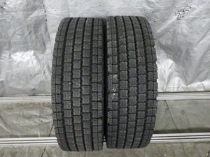 UT2420-HRT 再生 245/70R19.5 136/134J 中古再生 2本セット スタッドレスタイヤ