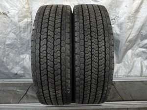 UT2374-ヨコハマ 902ZE 265/60R22.5 143/140J 中古 2本セット スタッドレスタイヤ 2020年製