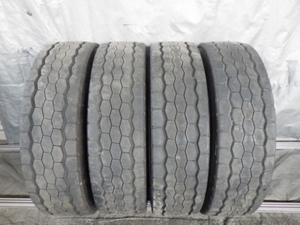 275/80R22.5 151/148J ダンロップ SP638 中古 9.9分山 4本セット オールシーズンタイヤ 2023年製 UT2770