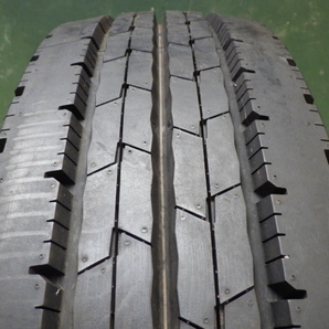 205/80R17.5 120/118L ダンロップ SPLT50 中古 9.9分山 4本セット サマータイヤ 2018年製 L17272の画像4