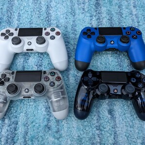 0603u2213 【純正品】ワイヤレスコントローラー DUALSHOCK 4 4個セットの画像1