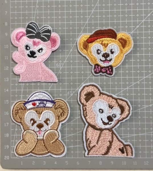 4枚組 ダッフィー ワッペン 刺繍ワッペン アイロンワッペン アイロン接着 ワンポイント 入園準備