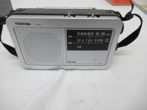 H03005　TOSHIBA 東芝　TY-HR2　AM/FM ラジオ　動作未確認　ジャンク？