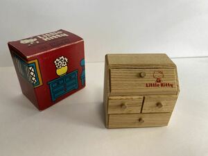 サンリオ　リトルキティ　ミニチュアコレクション　木製家具　机　棚　ハローキティ 当時物　ドールハウス　昭和レトロ
