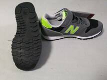 新品 ニューバランス NEW BALANCE 19.0cm YV373 JO2 キッズ スニーカー_画像2