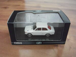 エブロ　トヨタ　カローラ　1100　ミニカー　白　ホワイト　EBBRO　TOYOTA　CARROLA　1966　1/43