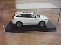 ボルボ　XC60　ミニカー　白　ホワイト　VOLVO　1/43_画像4