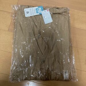 自宅保管品　未着用　UNIQLO ファインメリノＶネック カーディガン　ＸＬ　Karki 毛100%