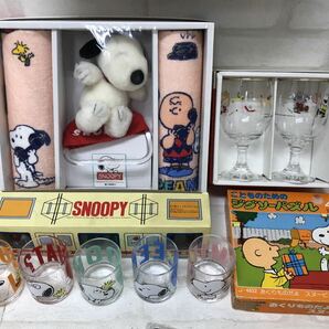 H■ スヌーピー グッズ まとめ売り セット PEANUTS SNOOPY ウッドストック バッグ リュック かばん 食器 コップ グラス マグカップ タオル の画像4