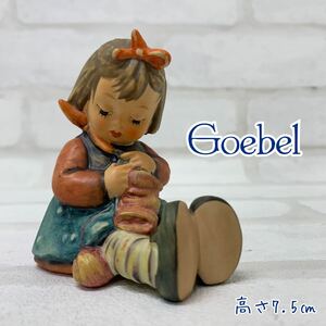 Y■④ Goebel ゲーベル フンメル人形 編み物をする少女 高さ7.5㎝ ドイツ製 陶器製 人形 女の子 陶器人形 置物 ビンテージ レトロ 