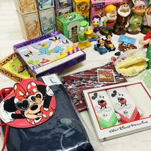 T■ Disney ディズニー グッズ 約8.5kg まとめ売り ぬいぐるみ ソフビ パズル カッパ サンゴー カップ＆ソーサー 昭和レトロ ガラスコップ_画像5