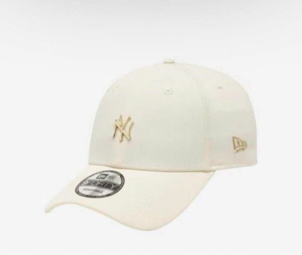 【Newera】MLB ゴールド ミニメタル ボールキャップ　アイボリー