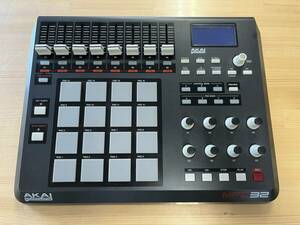 AKAI MPD32 アカイ プロフェッショナル コントローラー ユニット