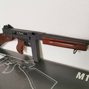 WE トンプソン ガスブロ リアルウッド M1A1 JPバルブ ショートマガジン仕様 ガスブローバック サイバーガン cybergun サブマシンガン GBBの画像5