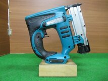 ♪　makita　マキタ　PT351D　充電式ピンタッカ　18V　※本体のみ　動作確認済み　中古品　展示品　成田店　r3093_画像2