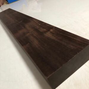 ローズウッド　柾目厚板ブロック　濃いめ　725×103×35 100サイズ 