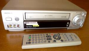 VHSデッキ完動美品　AIWA HV-FR70