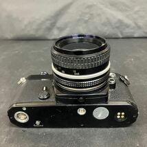 Z1246 Nikon FE ブラック 黒 NIKKOR 1:1.8 50mm マニュアルフォーカス 一眼レフカメラ レンズ付 現状 動作未確認 ジャンク_画像9