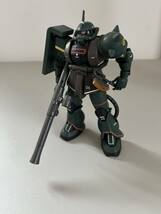 完成品 HG 1/144 ガンダムベース限定 ザクII(21stCENTURY REAL TYPE Ver.)_画像1