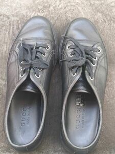 GUCCI グッチ スニーカー 靴 革 イタリア製 黒 ブラック 24.5cm