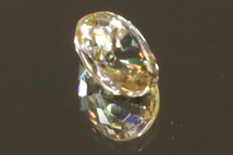 PARTYカラーフラ～～ッシュ!!! 希少なタンザニア産 0.85ct VVS 天然 ジルコン ルース オーバル 5.5 x4.8mm_画像6