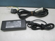 CHICONY 90W AC アダプタ A10-090P3A 19V-4.74A_画像1