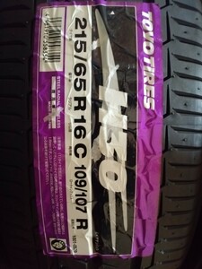 トーヨータイヤ 2156516 109/107R ホワイトレタータイヤH30 2本セット