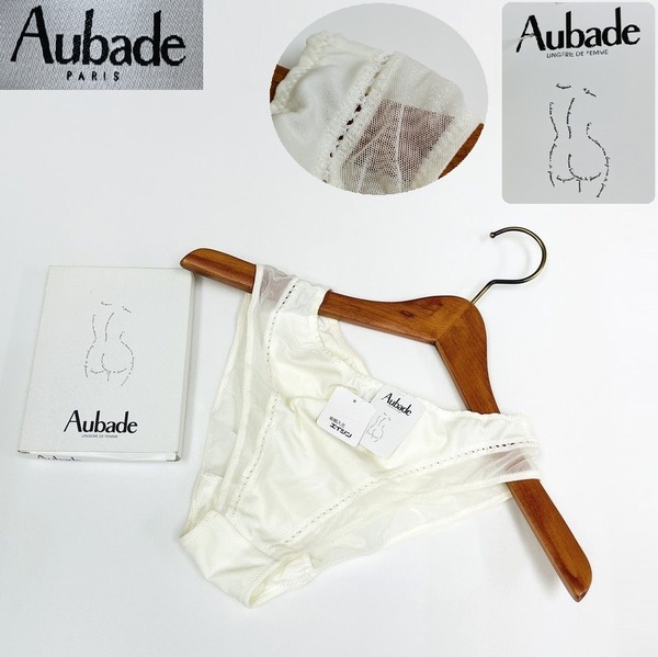 未使用品 Aubade BIJOU ホワイト系 ショーツ ブラジリアン タグ レディース フランス パールビジューフェミニン 大人可愛い下着 オーバドゥ