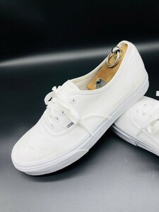 衝撃プライス！『最強スタメンの1足！』【VANS バンズ/オーセンティック】高級スニーカー！ホワイト/jp27cm！3.22