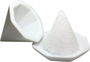 神棚の里 【盛塩セット】八角盛り塩セット 小/素焼き八角皿5枚付き - ホワイト