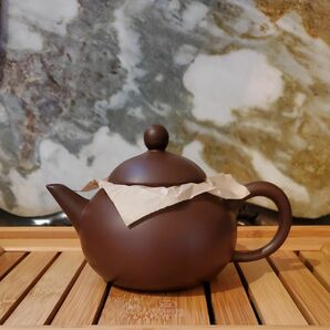 【新品、美品　未使用】台湾茶の茶壺　朱泥　蔡美珠