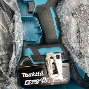 ko0320/03/54 未使用 makita マキタ 充電式インパクトレンチ TW300DRGX バッテリBL1860B×2本 充電器DC18RF ケース付 純正フルセットの画像3