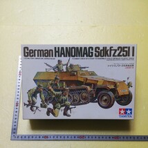 小鹿大会　☆地　1/35 タミヤ　田宮　ドイツ　ハノマーク兵員輸送車　装甲ハーフトラック　将兵５名付き　未組立_画像1