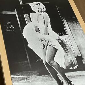  Showa Retro фильм не продается для продвижения товара? 91cm×61m Marilyn Monroe очень большой постер Marilyn * Monroe 7 год глаз. отходит . топ на бретелях платье земля внизу металлический 