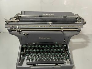 Underwood 機械式 タイプライター アンティーク ヴィンテージ USA コレクション インテリア