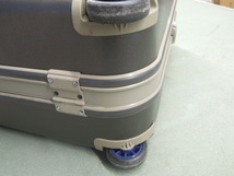 ●Diplomat　大型スーツケース　鍵２個付き　外寸約横72ｃｍ×高さ55ｃｍ×厚さ26ｃｍ※現状品■佐川１８０_画像5