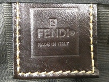 02 67-591269-14 [Y] FENDI フェンディ ズッカ柄 ポーチ 小物入れ マルチケース 旭67_画像7