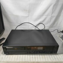 送料無料(BM551)SONY ソニー CDプレーヤー CDデッキ CDP-750_画像1