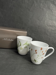 ● コレクター必見 未使用 Noritake ノリタケ あづまの路 マグカップ ペア 2客 絵変り 陶器製 茶器 洋食器 元箱 ma72