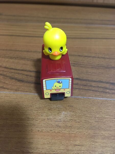 チキンラーメン ひよこちゃん プルバック式トレイン