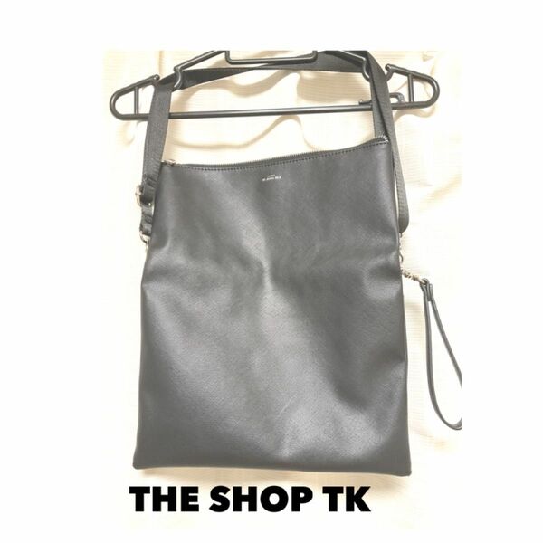 THE SHOP TK 黒 クラッチバッグ ショルダー ストラップ 肩紐有り